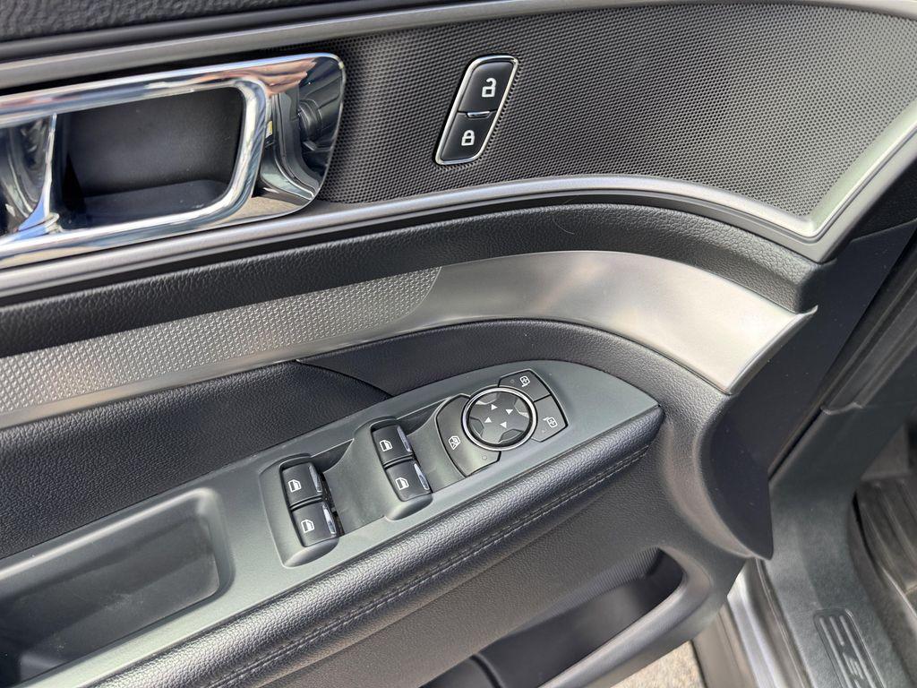 used 2019 Ford Explorer car, priced at $23,068