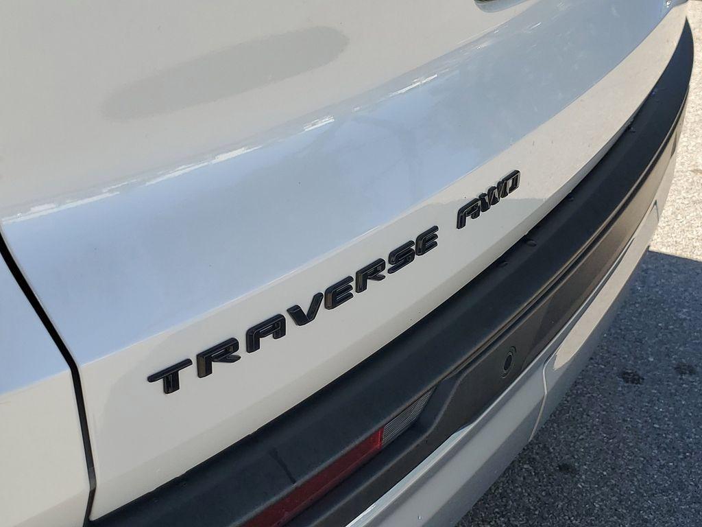 used 2024 Chevrolet Traverse car, priced at $41,000