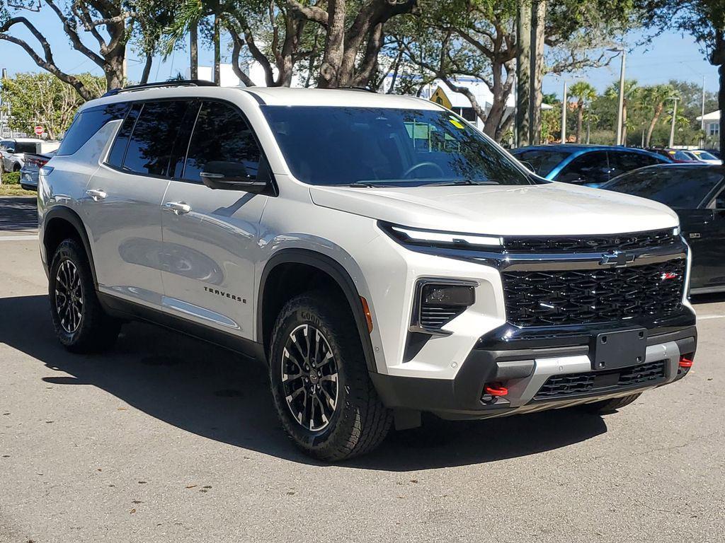 used 2024 Chevrolet Traverse car, priced at $41,000