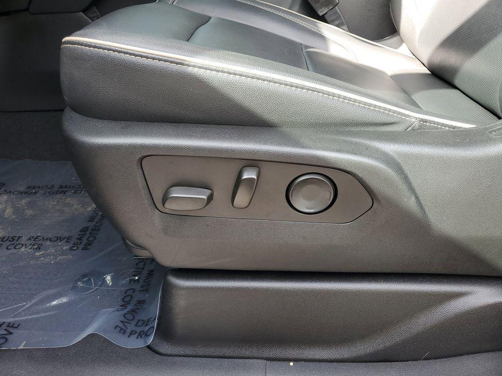 used 2021 GMC Yukon car, priced at $50,000