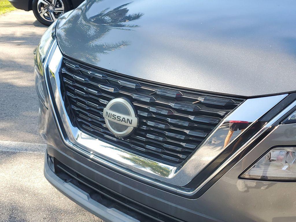 used 2021 Nissan Rogue car, priced at $18,101