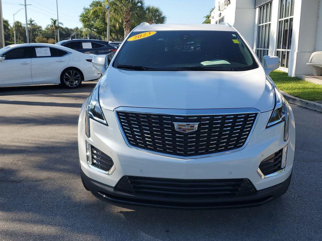 used 2023 Cadillac XT5 car, priced at $28,000