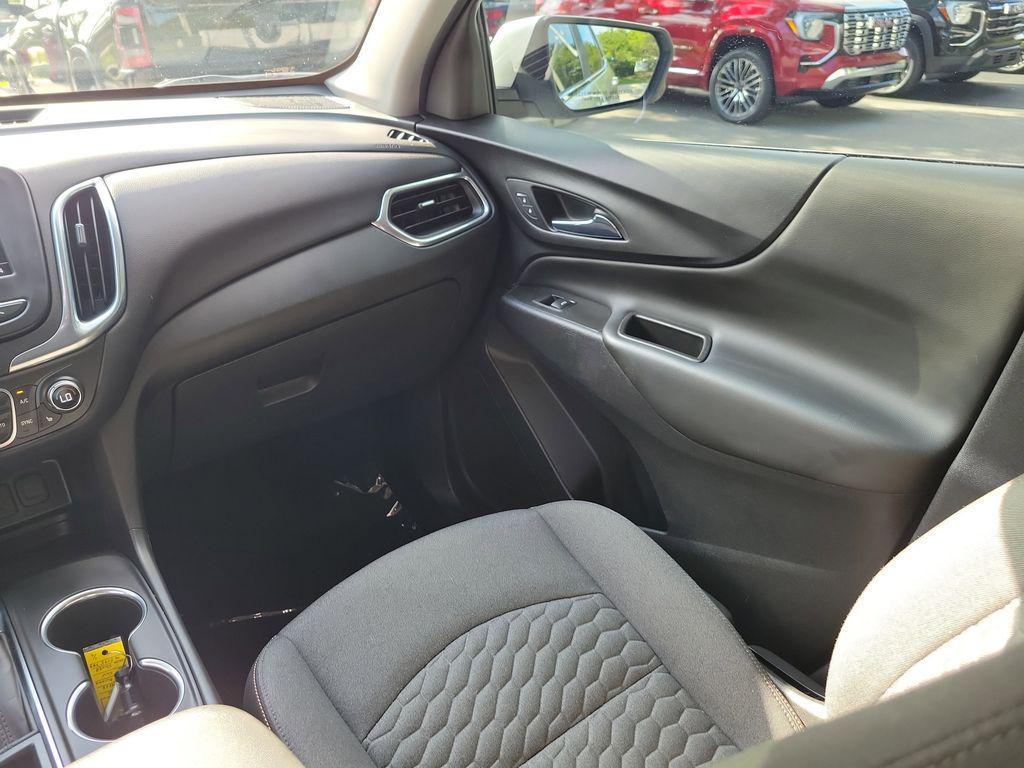 used 2021 Chevrolet Equinox car, priced at $20,750