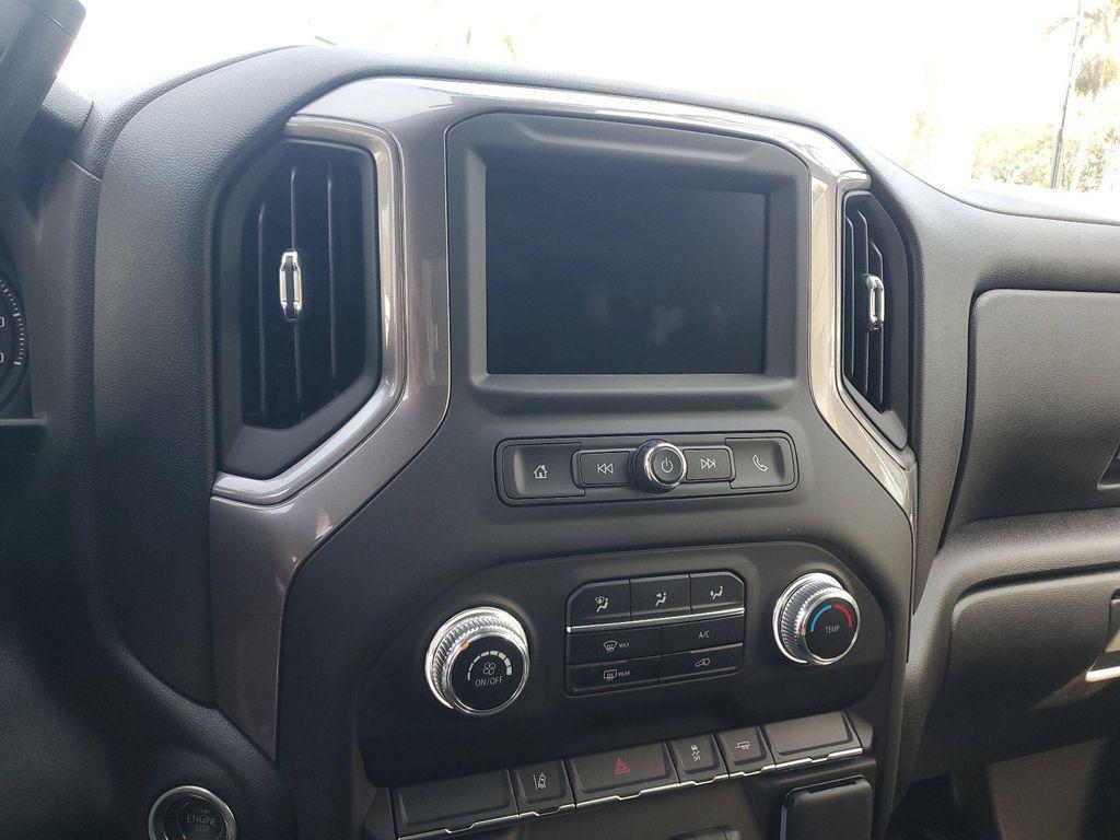 new 2025 GMC Sierra 3500 car, priced at $59,292