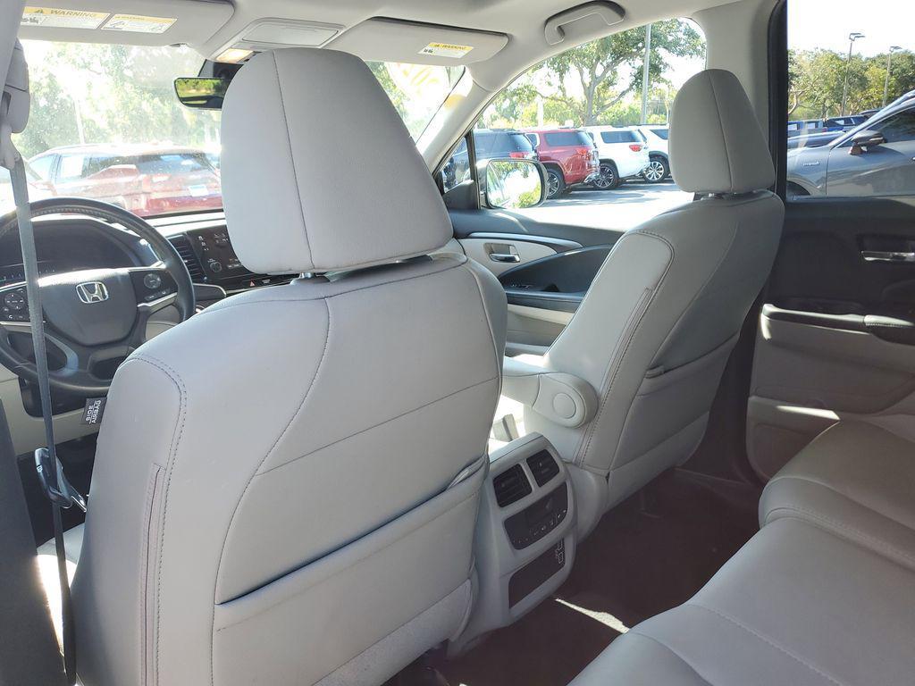 used 2021 Honda Pilot car, priced at $24,250
