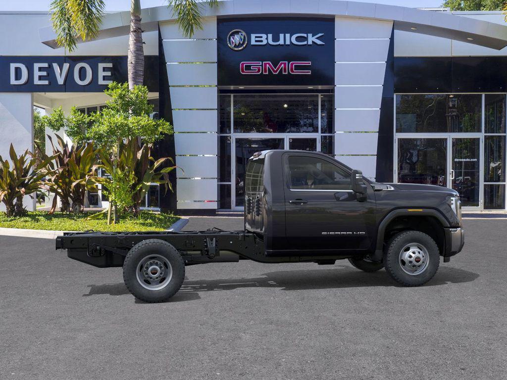 new 2025 GMC Sierra 3500 car, priced at $72,024
