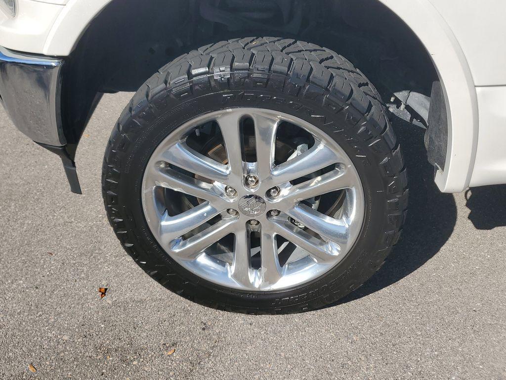 used 2019 Ford F-150 car, priced at $25,000