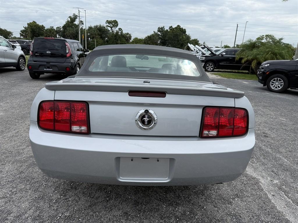 used 2007 Ford Mustang car, priced at $7,987