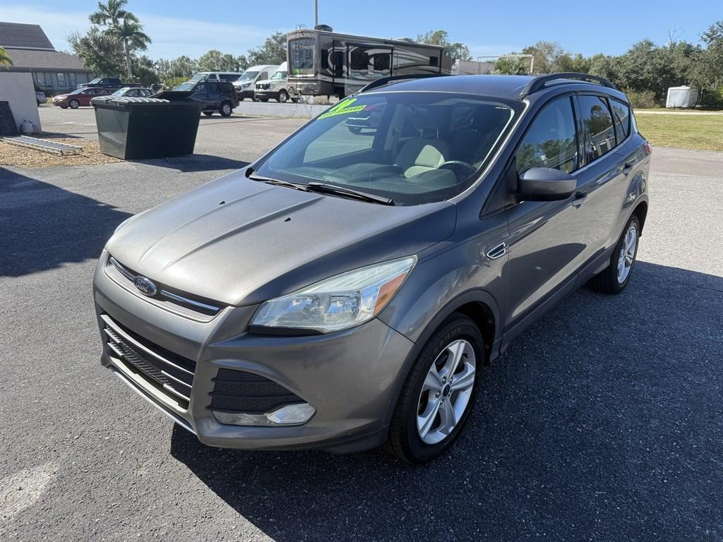 used 2014 Ford Escape car, priced at $10,990