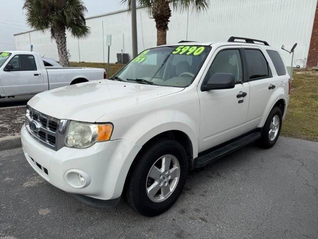used 2009 Ford Escape car, priced at $5,990