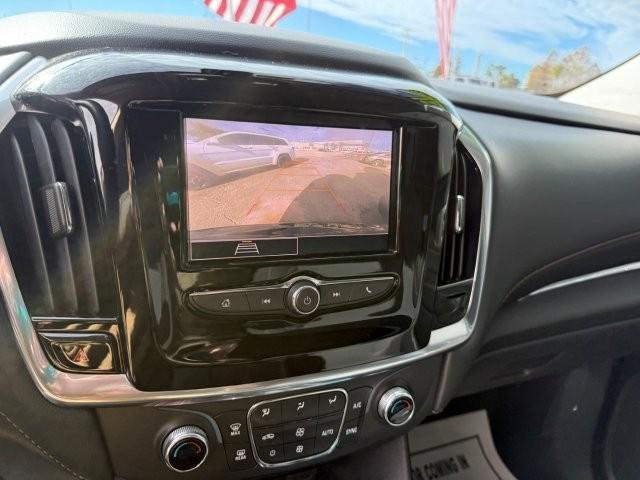 used 2021 Chevrolet Traverse car, priced at $20,988