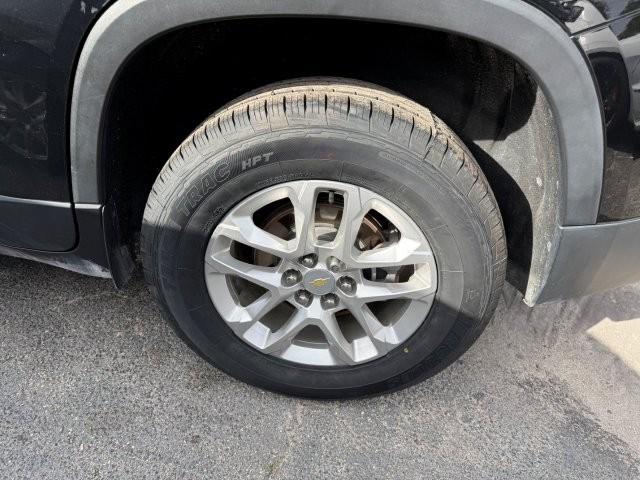 used 2021 Chevrolet Traverse car, priced at $20,988