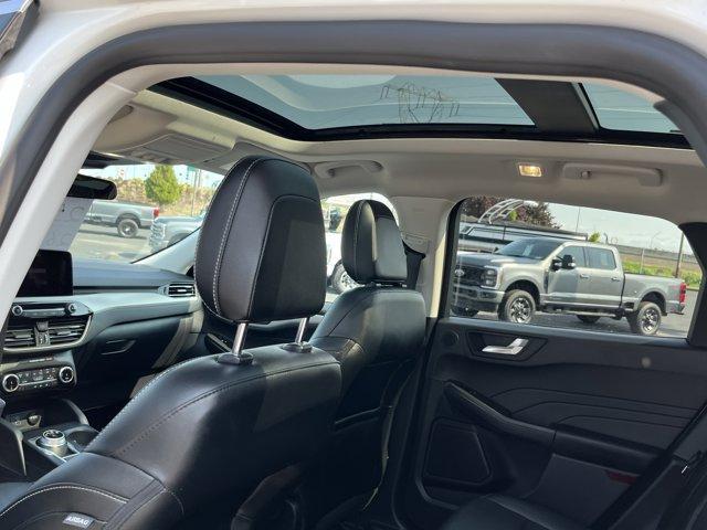 used 2022 Ford Escape car, priced at $25,747