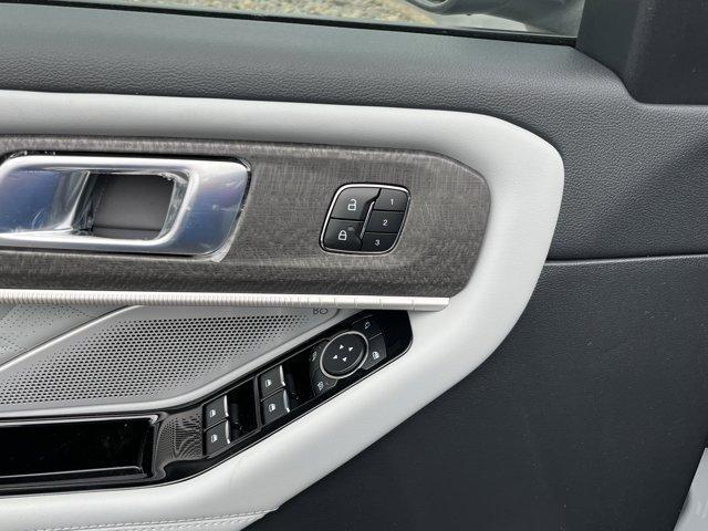 new 2026 Ford Explorer car