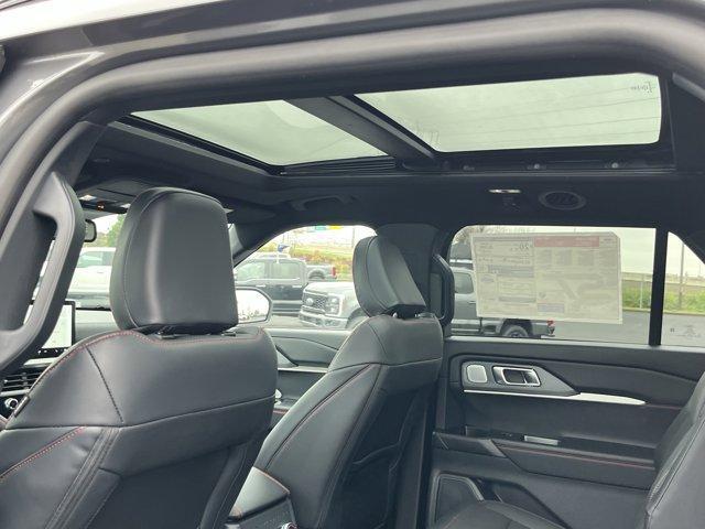 new 2025 Ford Explorer car