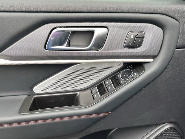 new 2025 Ford Explorer car