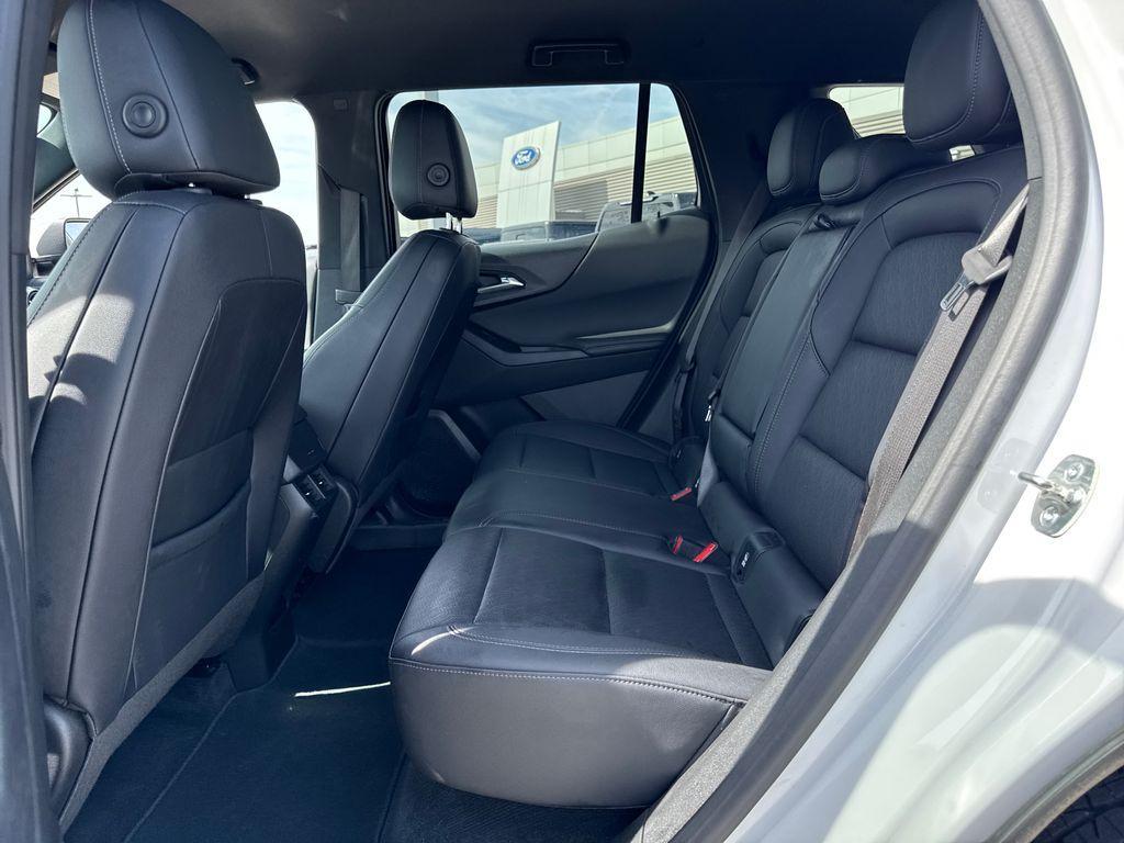 used 2025 Chevrolet Equinox car, priced at $27,740