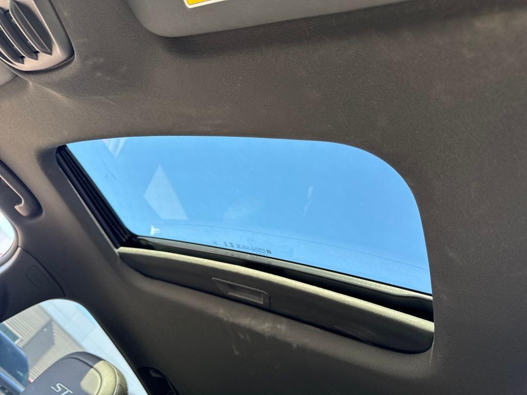 used 2025 Buick Envista car, priced at $25,995