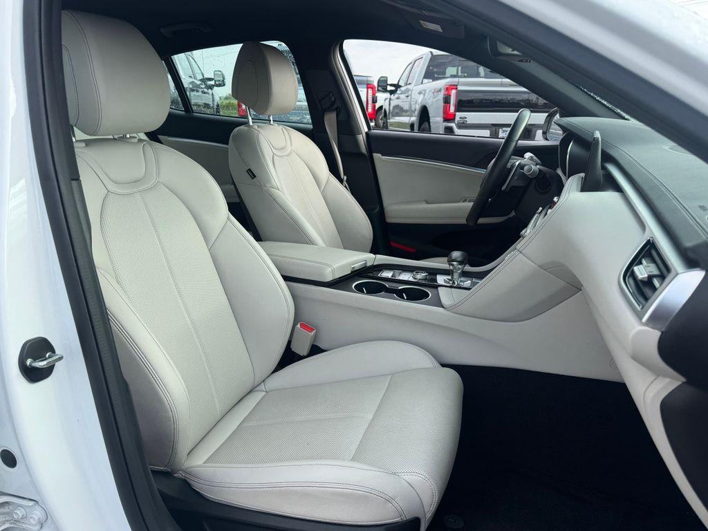 used 2025 Genesis G70 car, priced at $27,989