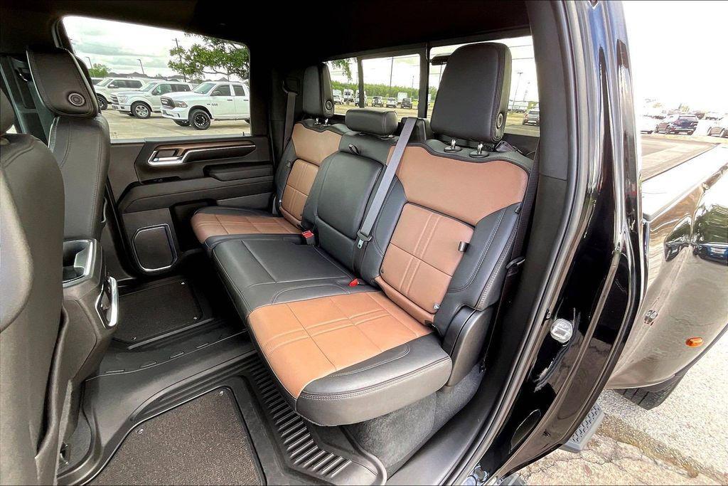 used 2024 Chevrolet Silverado 3500 car, priced at $71,686
