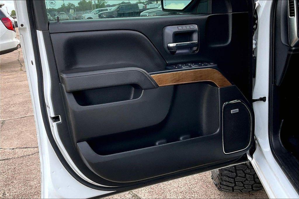 used 2018 Chevrolet Silverado 1500 car, priced at $23,386