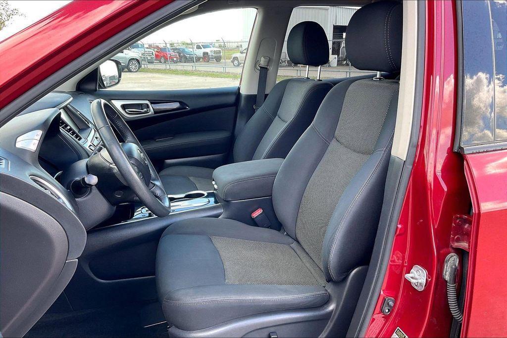 used 2017 Nissan Pathfinder car, priced at $10,998