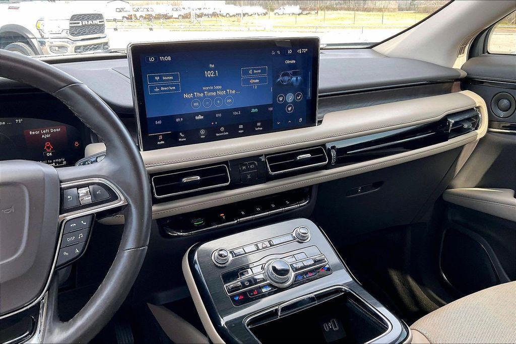 used 2022 Lincoln Nautilus car, priced at $28,423