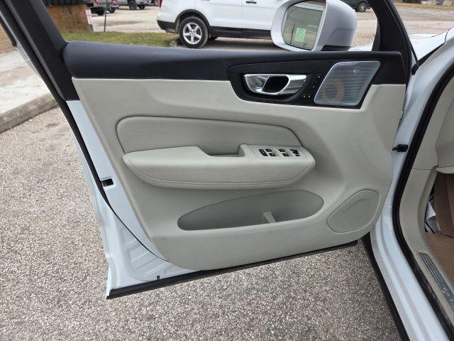 used 2018 Volvo XC60 Recharge Plug-In Hybrid car, priced at $14,985