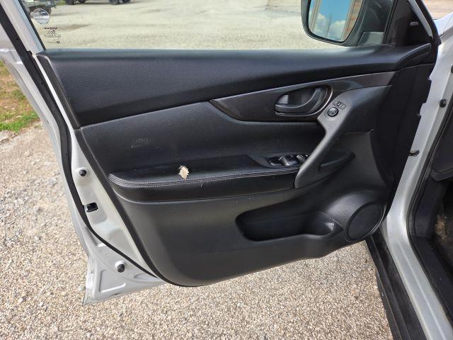 used 2019 Nissan Rogue car, priced at $7,699