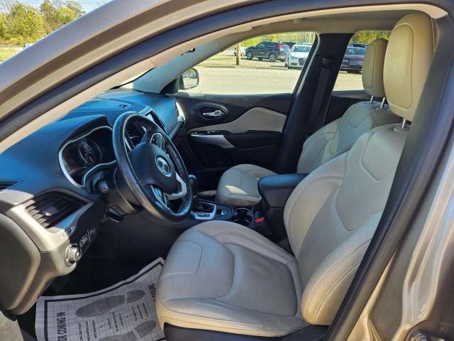 used 2018 Jeep Cherokee car, priced at $10,995