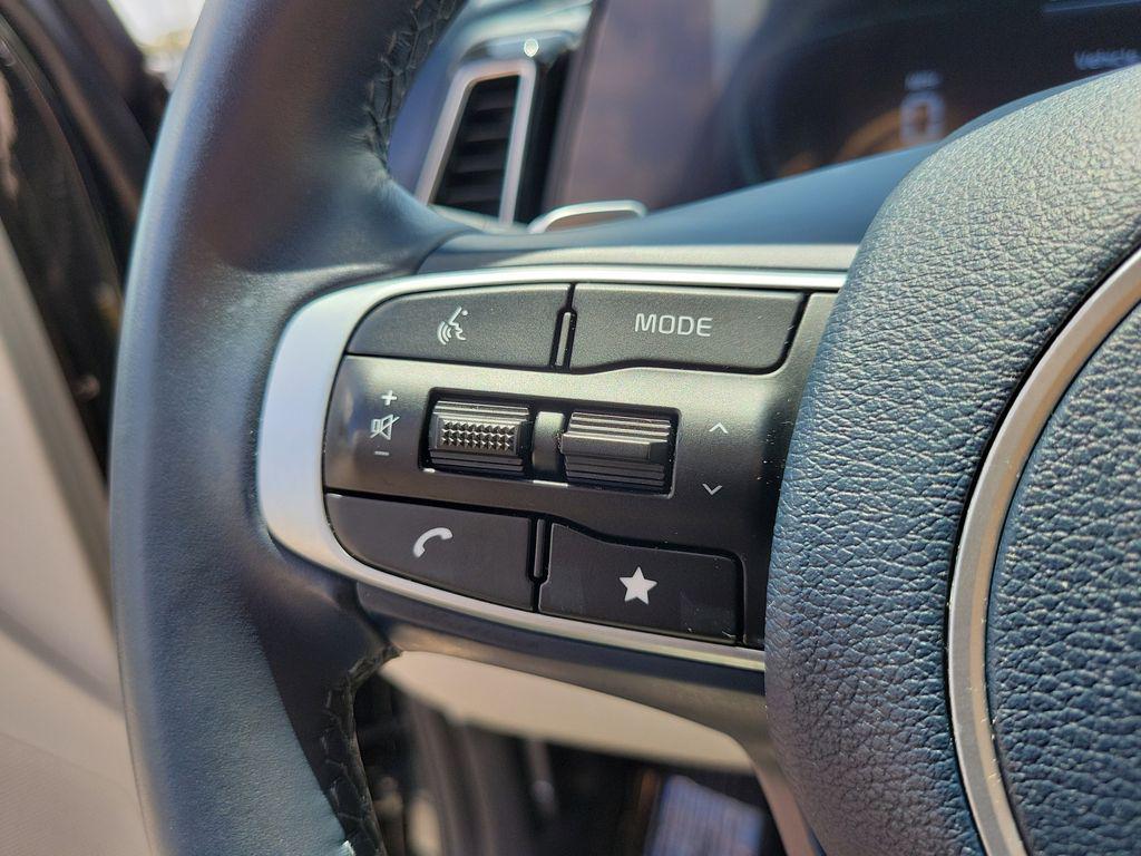 used 2024 Kia Sportage Hybrid car, priced at $30,736