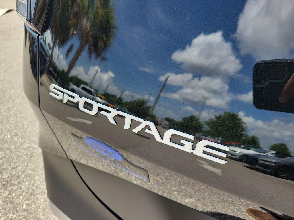 used 2024 Kia Sportage Hybrid car, priced at $30,736