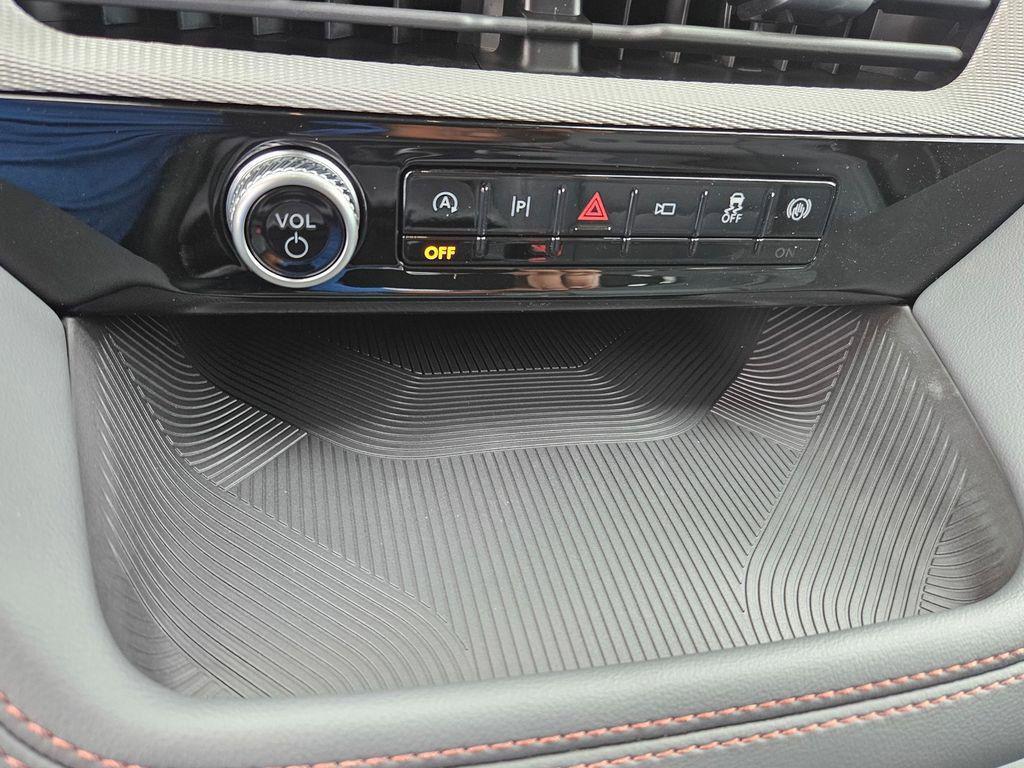 new 2026 Ford Explorer car, priced at $39,128