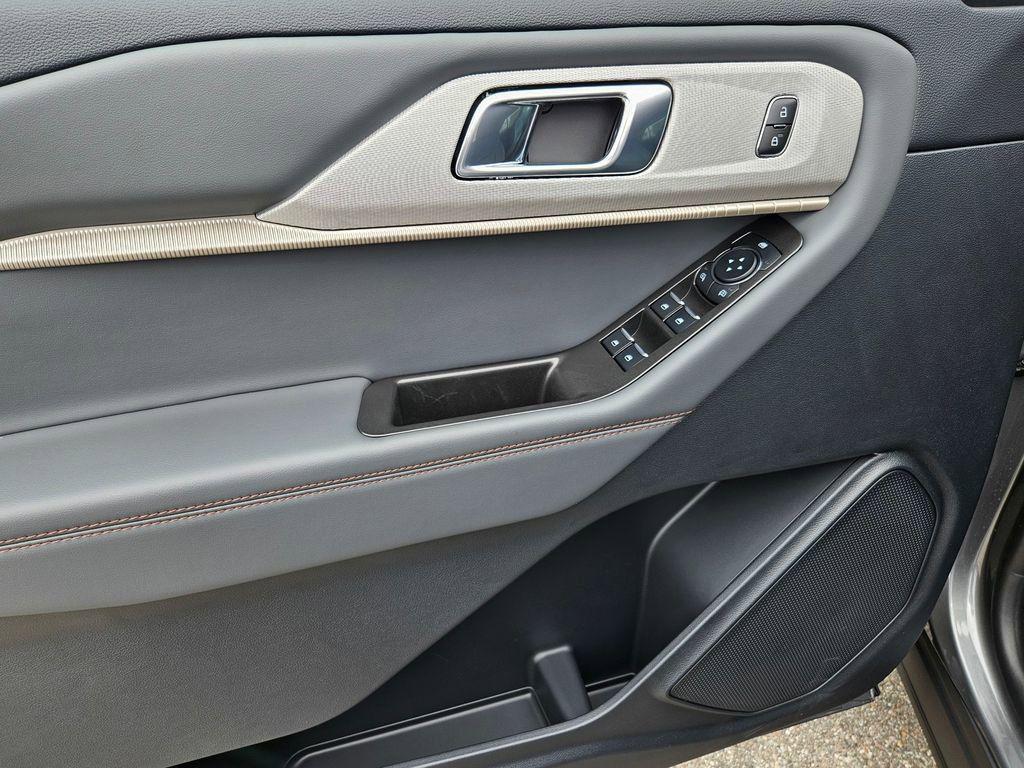new 2026 Ford Explorer car, priced at $39,128
