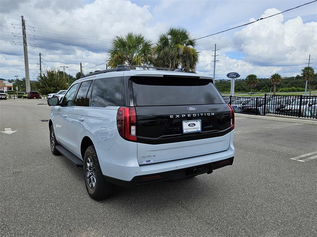 new 2025 Ford Expedition car, priced at $63,215