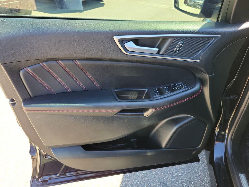 used 2023 Ford Edge car, priced at $27,991