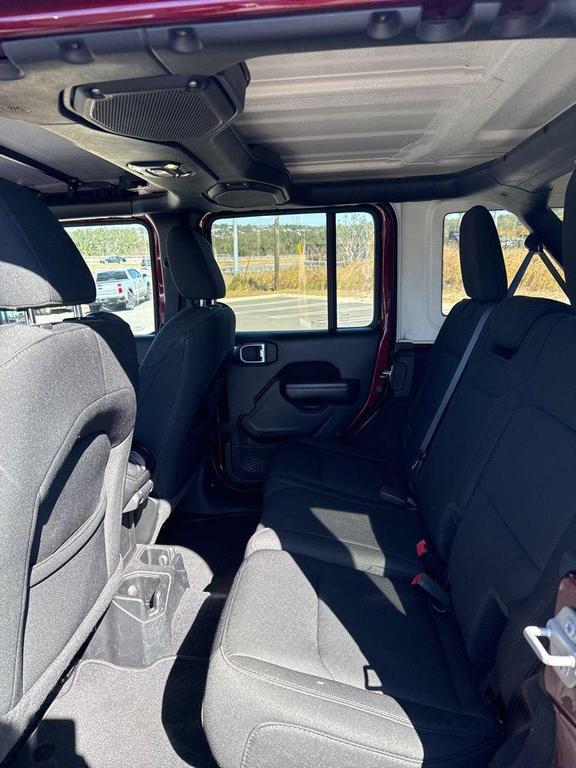 used 2021 Jeep Wrangler Unlimited car, priced at $23,751