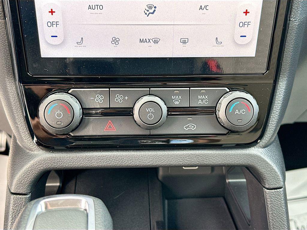 new 2025 Ford Ranger car, priced at $36,080