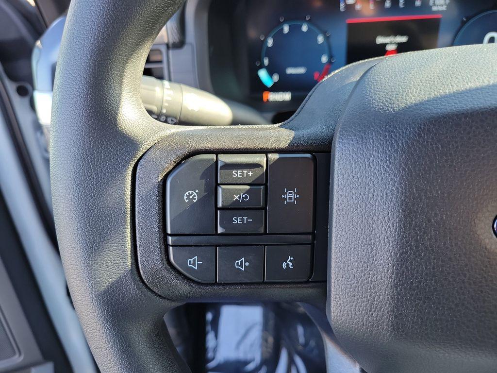 new 2026 Ford F-150 car, priced at $51,370