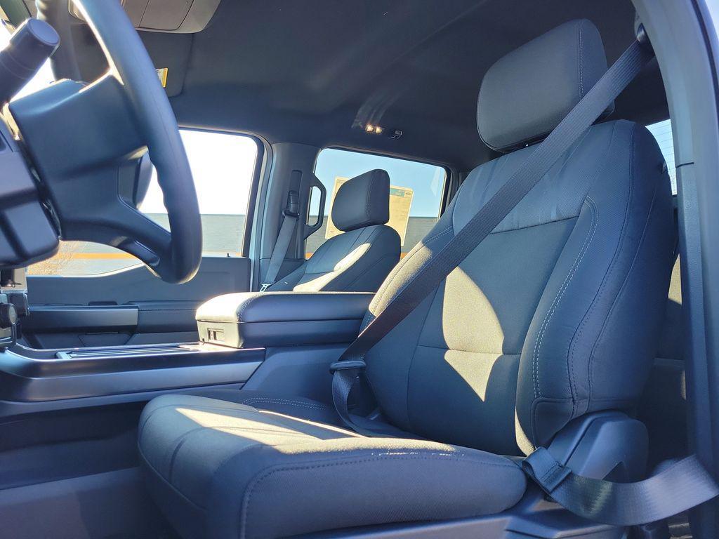 new 2026 Ford F-150 car, priced at $51,370