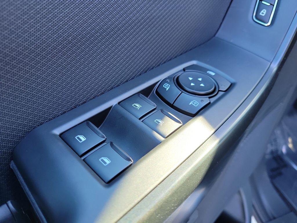 new 2026 Ford F-150 car, priced at $51,370