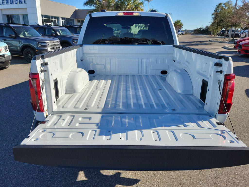 new 2026 Ford F-150 car, priced at $51,370