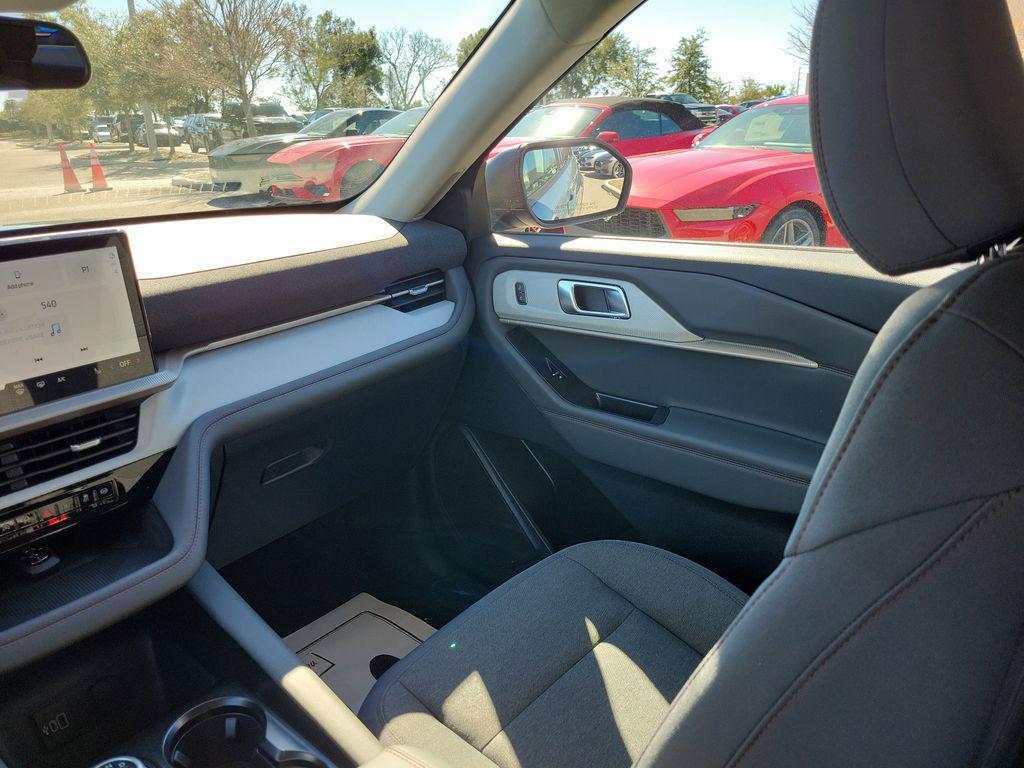 new 2026 Ford Explorer car, priced at $36,587