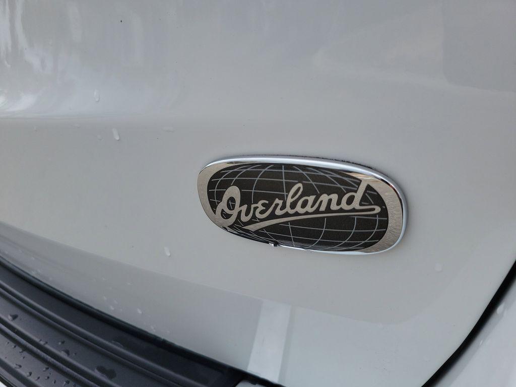 used 2017 Jeep Grand Cherokee car, priced at $14,991