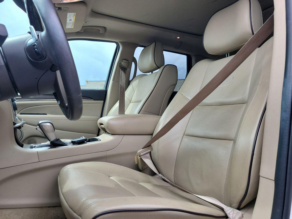 used 2017 Jeep Grand Cherokee car, priced at $13,922