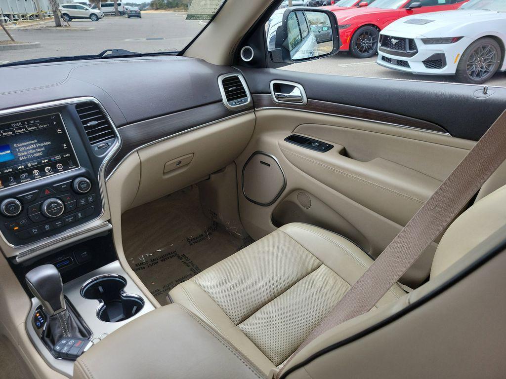 used 2017 Jeep Grand Cherokee car, priced at $14,991