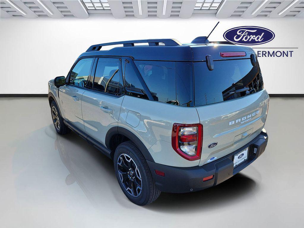 new 2025 Ford Bronco Sport car, priced at $36,546