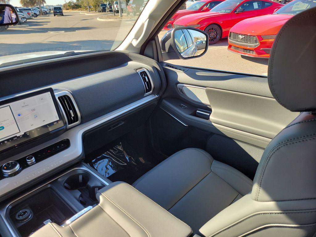 new 2026 Ford Expedition Max car, priced at $76,493