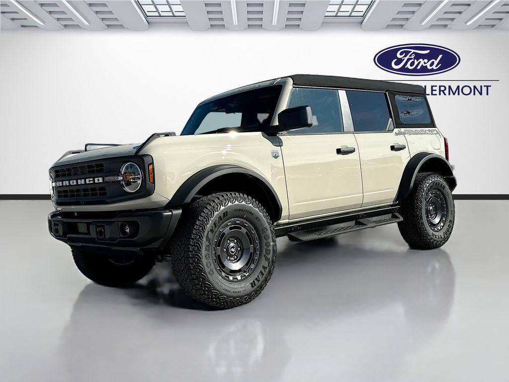 new 2025 Ford Bronco car, priced at $51,520