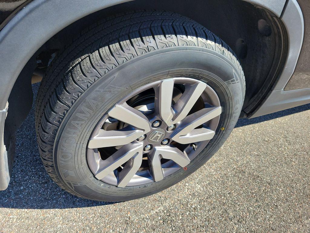 used 2022 Honda Pilot car, priced at $23,922